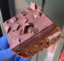 Load image into Gallery viewer, Galaxy Cornflake Millionaires