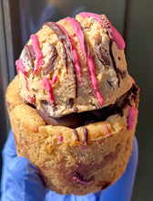 Load image into Gallery viewer, Dark Chocolate & Raspberry Cookie Cup