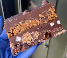 Load image into Gallery viewer, Salted Caramel Cornflake Crunch