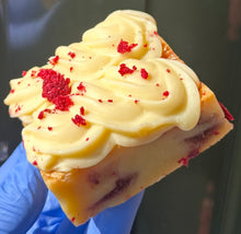 Load image into Gallery viewer, Raspberry Ripple Blondie ^