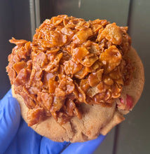 Load image into Gallery viewer, Peanut Butter M&M & Crunchie Nut Cookie