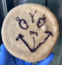 Load image into Gallery viewer, Pistachio Creme Wagon Wheel