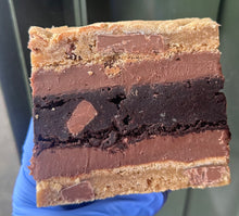 Load image into Gallery viewer, Galaxy Cookie Brownie Pie