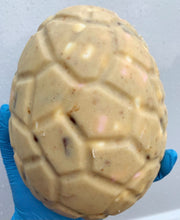 Load image into Gallery viewer, Kinder Rocky Road Easter Egg ^