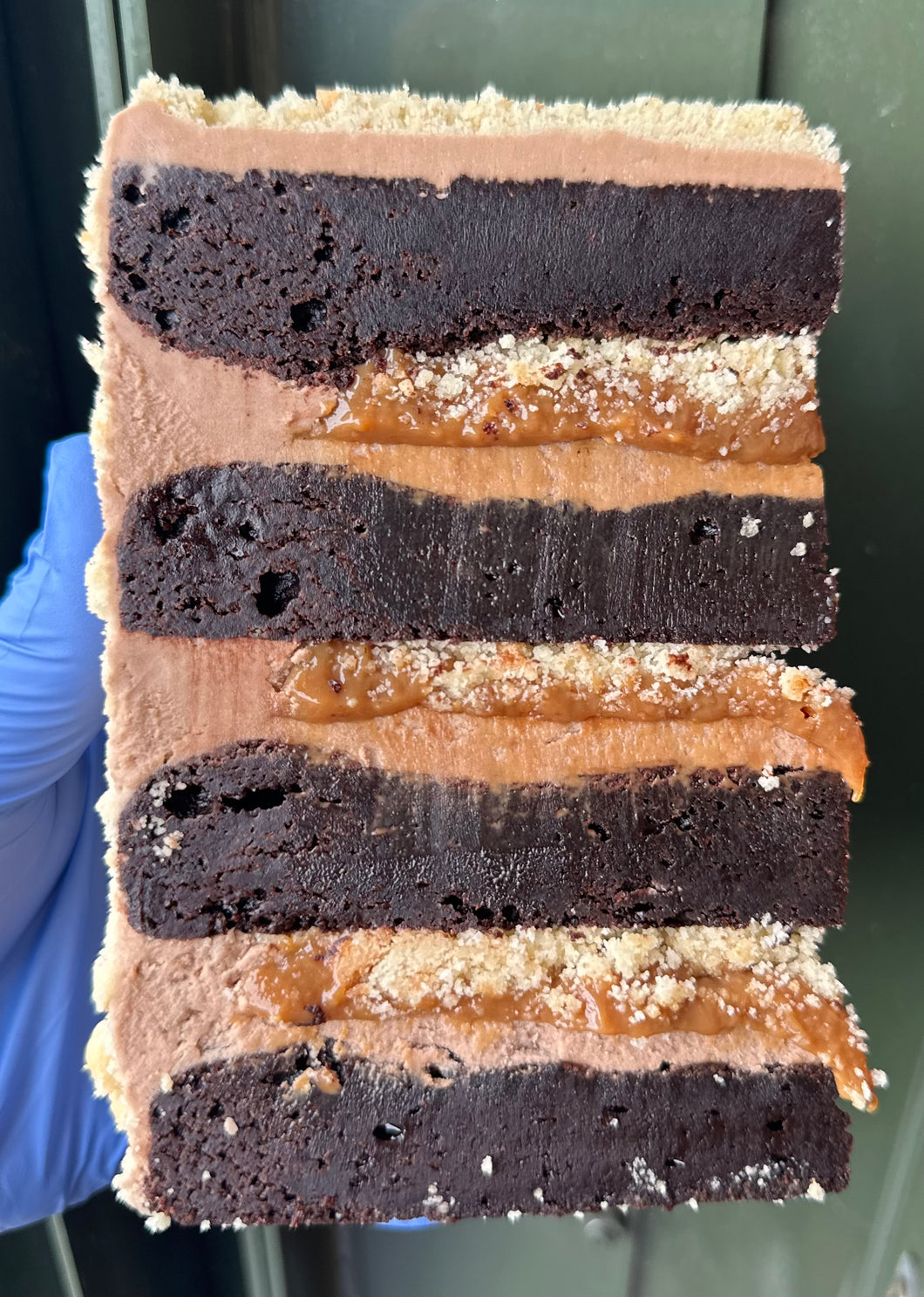 Millionaires Brownie Cake ^