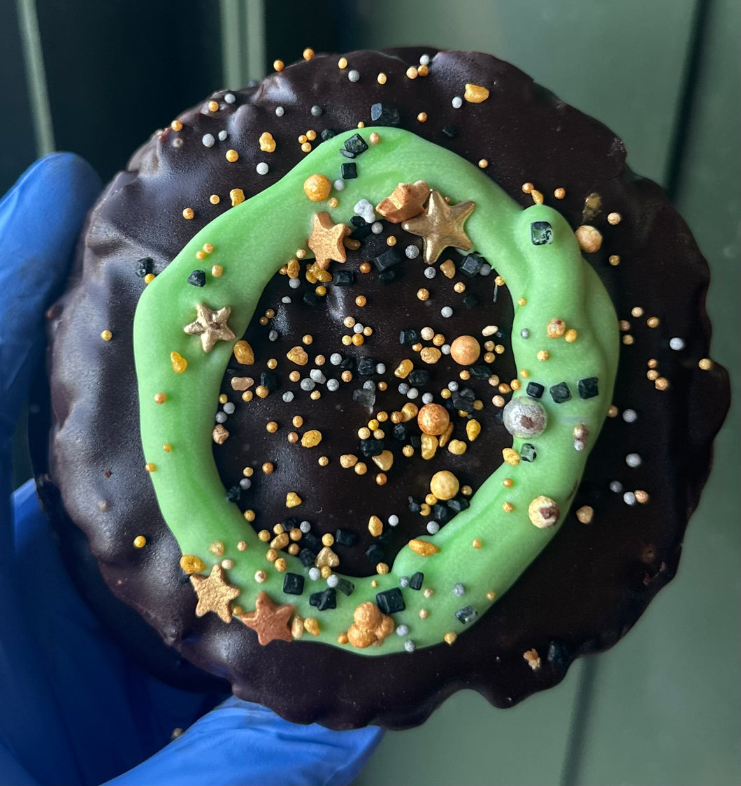 Salted Caramel Cornflake Wagon Wheel