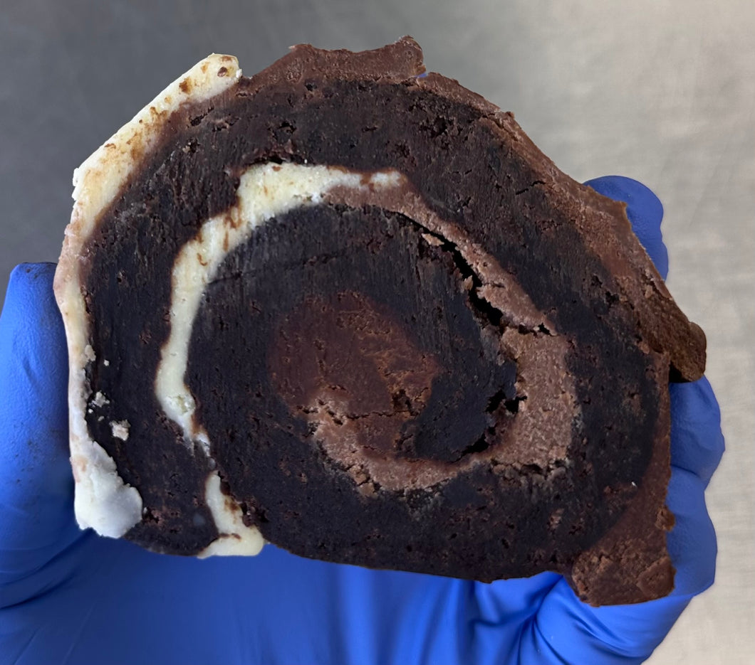 Triple Chocolate Brownie Roll* ^