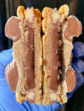 Load image into Gallery viewer, Guylian Cookie Sandwich ^
