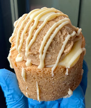 Load image into Gallery viewer, Milkybar Cookie Cup ^
