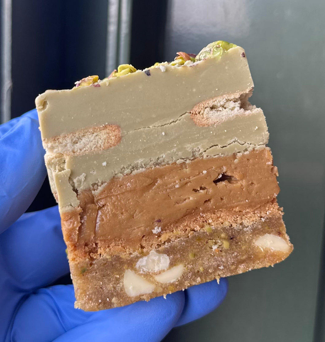 Pistachio Cookie Bulge ^