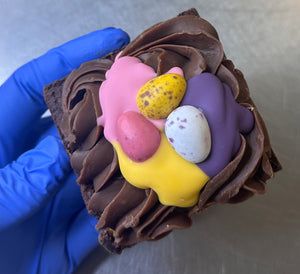 Mini Egg Brownie ^