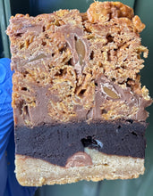 Load image into Gallery viewer, Galaxy Caramel Cornflake Brookie
