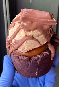 Galaxy Caramel Brownie Cup ^