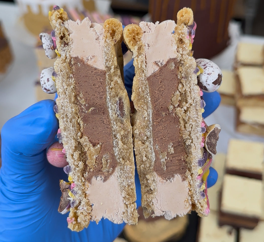 Mini Egg Cookie Sandwich ^