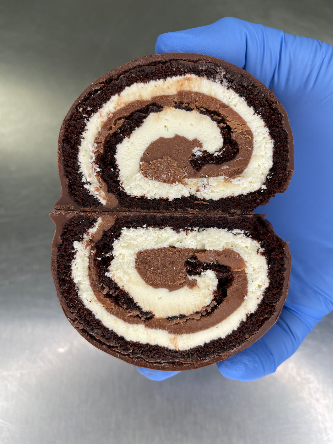 Chocolate Mini Roll ^